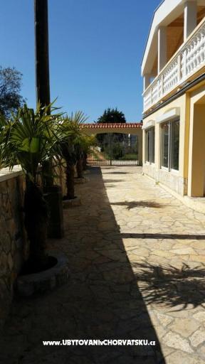 Kuća Ugljan – foto 7
