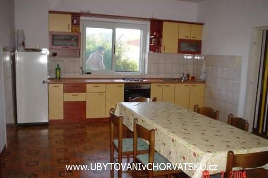Apartmani Perutović – foto 4