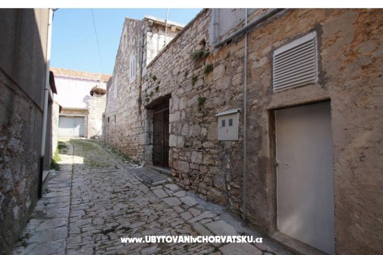 Apartmani Stone Kuća – foto 12