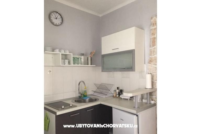 Apartmani Stone Kuća – foto 14
