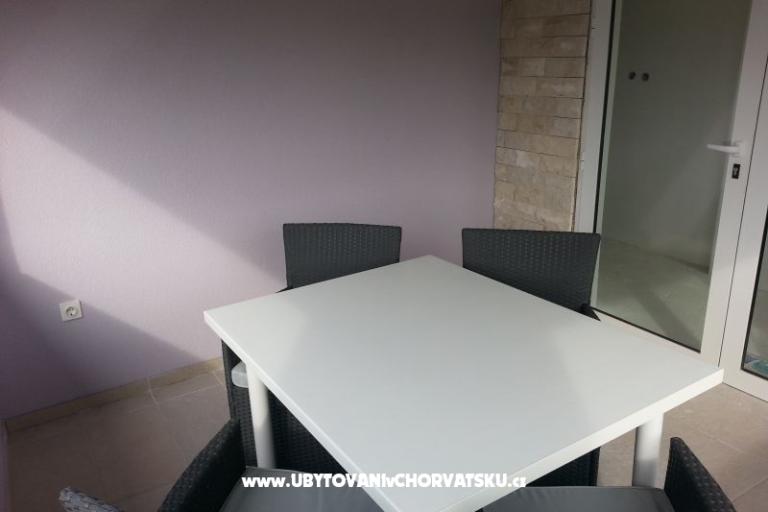 Apartmani Lavanda Centar – foto 13