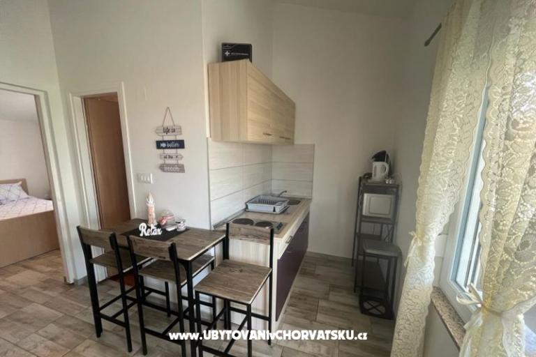 Apartmani Kreć Lozice otok Vir – foto 2