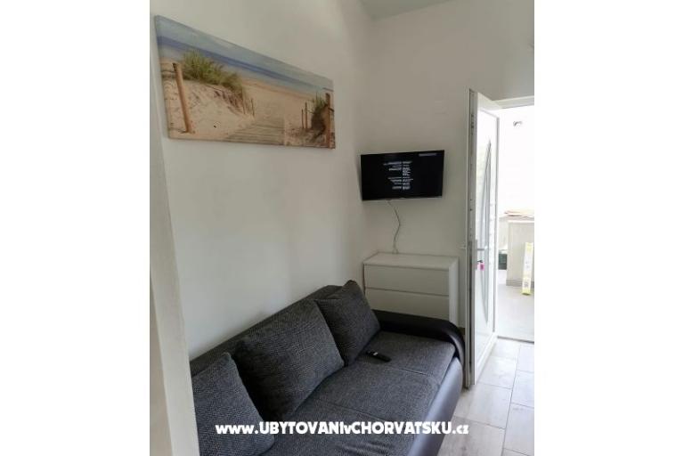 Apartmani Kreć Lozice otok Vir – foto 20