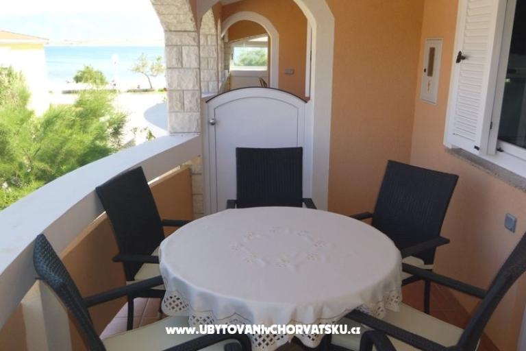 Apartmani Vlašić otok Vir – foto 13