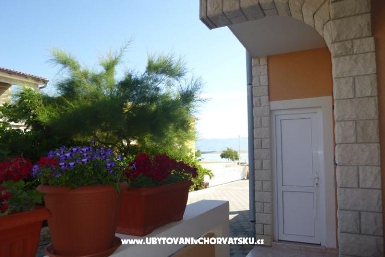 Apartmani Vlašić otok Vir – foto 15