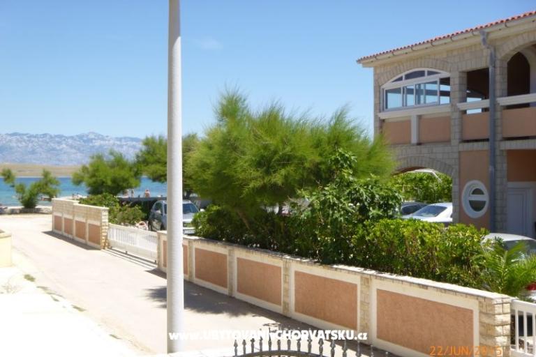 Apartmani Vlašić otok Vir – foto 6