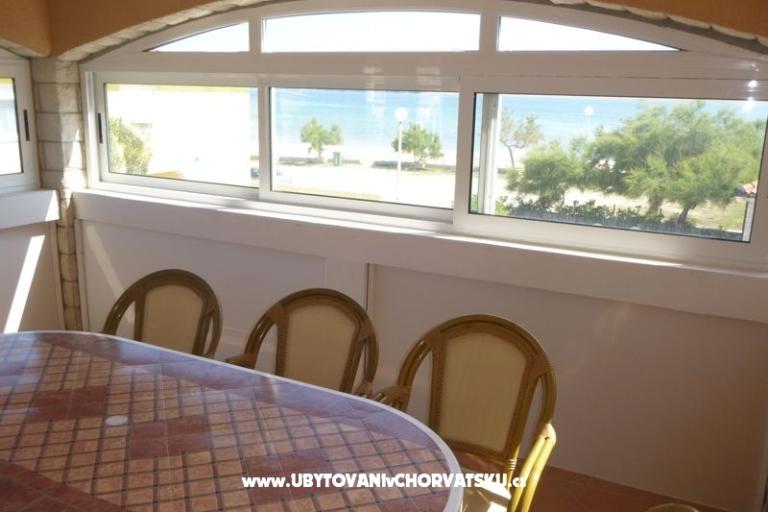 Apartmani Vlašić otok Vir – foto 9