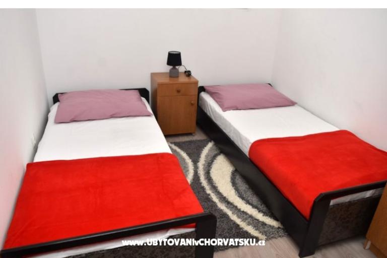 Apartmani Orešić – foto 12