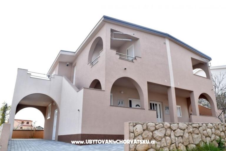 Apartmani Orešić – foto 13