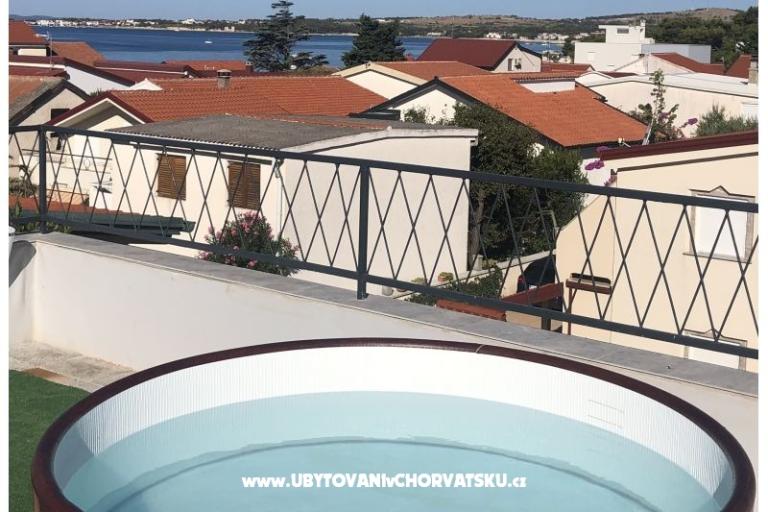 JACUZZI Family Apartman – foto 3
