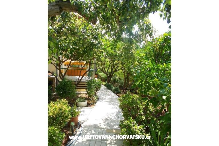 Leandra Sobe &amp; Apartman – foto 8