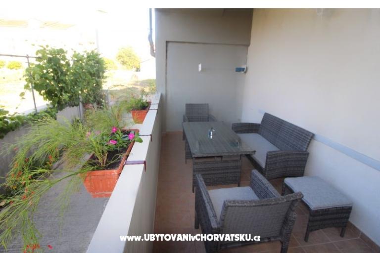 Apartmani Banović Vodice  – foto 12