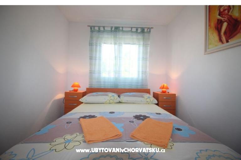 Apartmani Banović Vodice  – foto 2