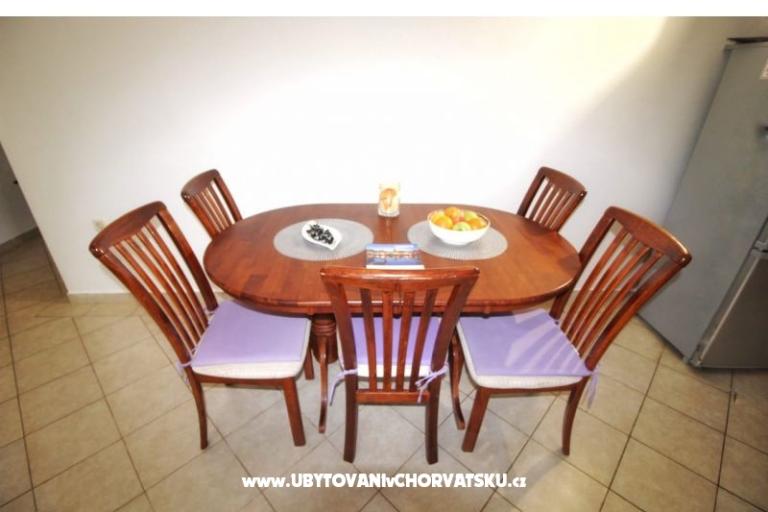 Apartmani Banović Vodice  – foto 9