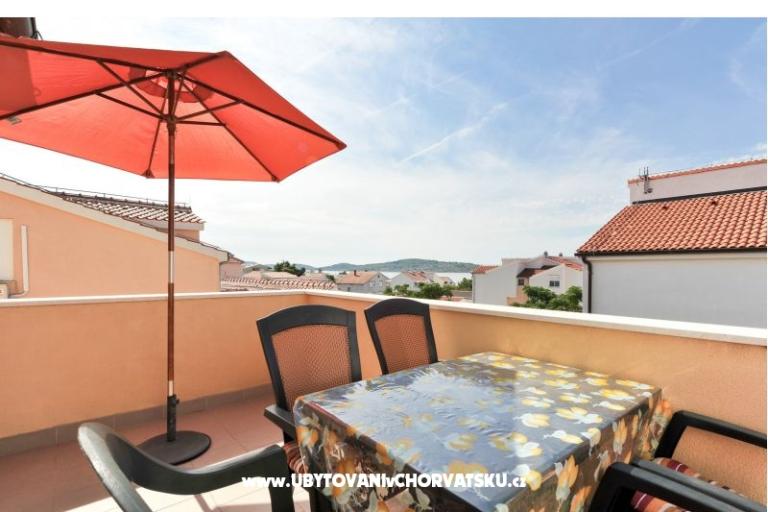 Apartmani Iris – foto 13