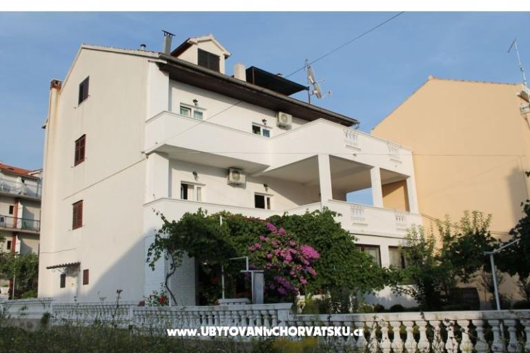 Apartmani Juricev 100m to the beach – foto 18