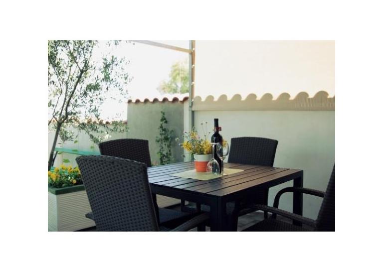 Apartmani latin – foto 10
