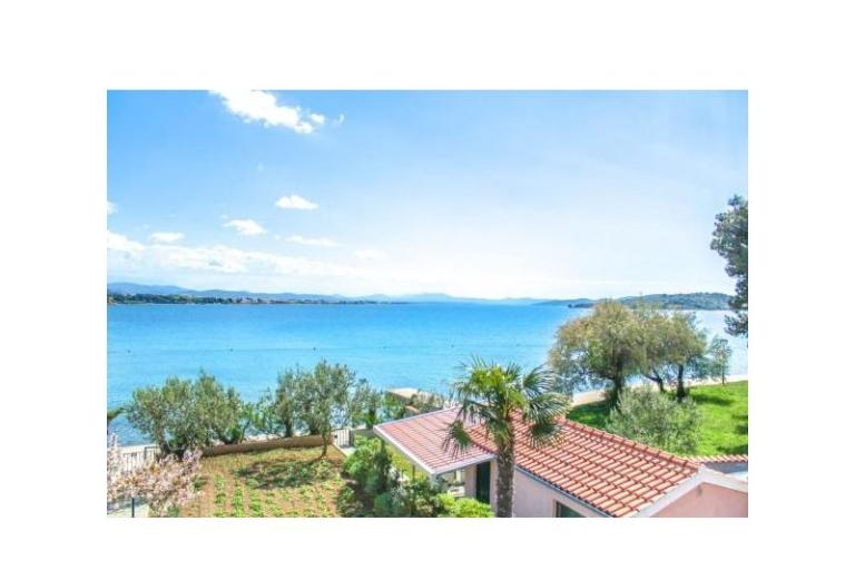 Apartmani latin – foto 14