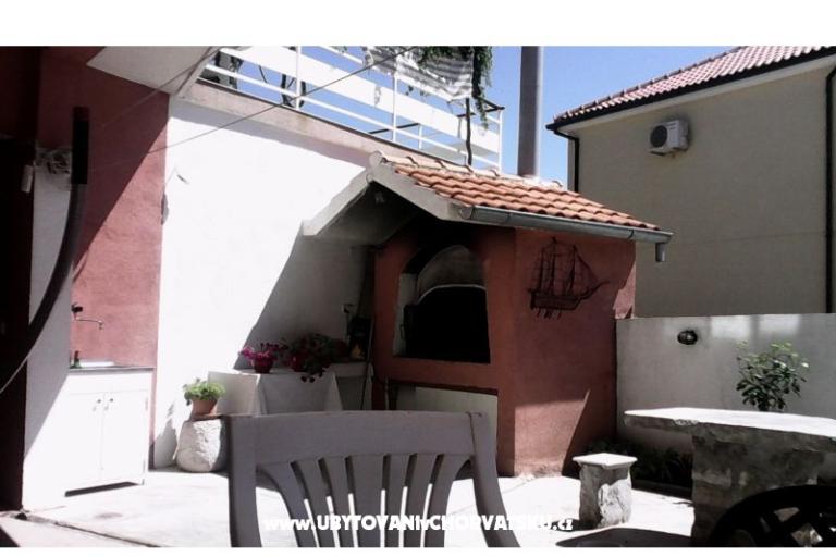Apartmani Nana – foto 6