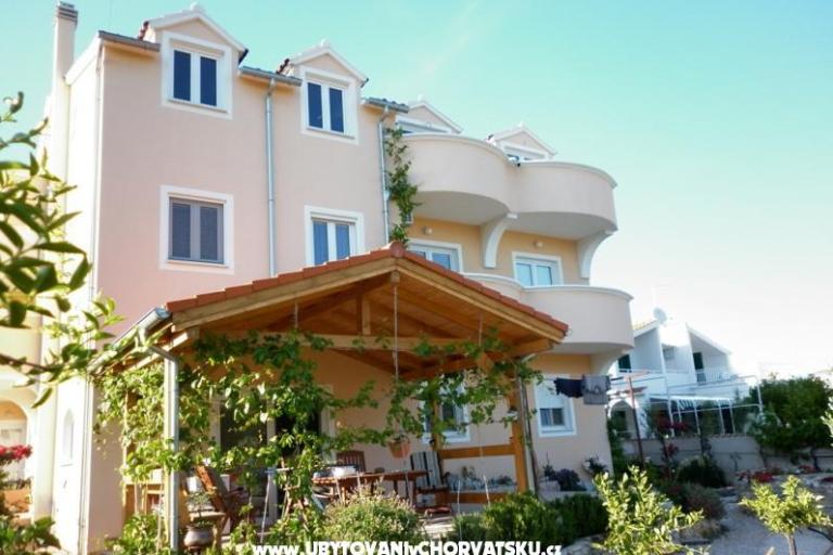 Apartmani Zeferina – foto 2