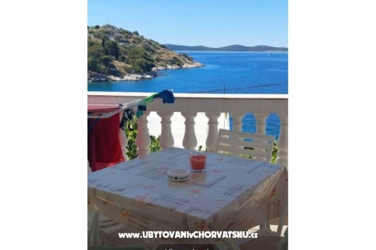 Apartman Ivan (15m from  beach) – foto 24