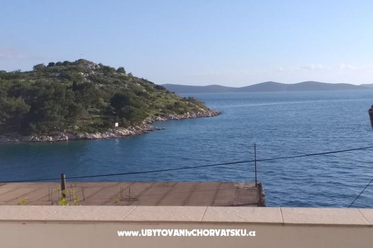 Apartman Ivan (15m from  beach) – foto 7