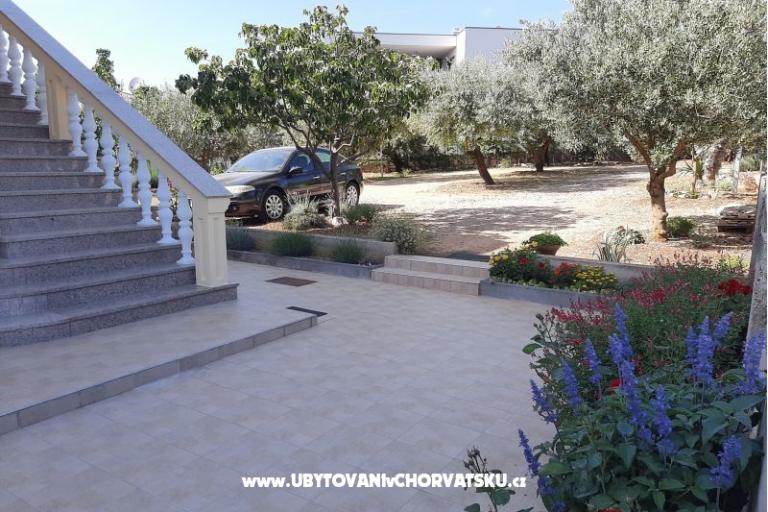Apartmani Duzelovi dvori  – foto 4