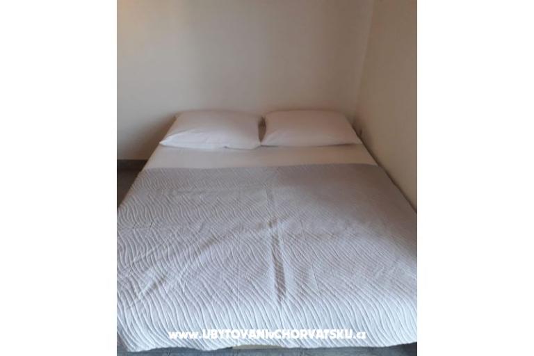 Apartmani Kata – foto 9