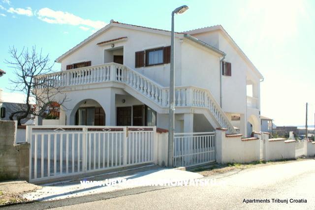 Apartmani Mare – foto 2