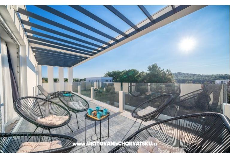 Beach Villa sa bazenom Tribunj – foto 6