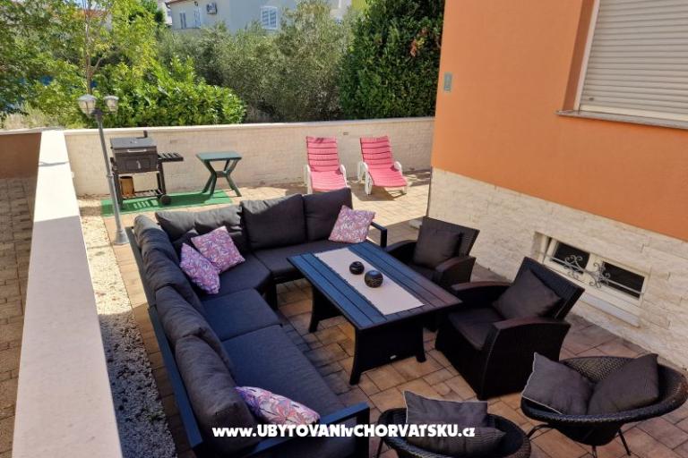 Color Apartmani – foto 4