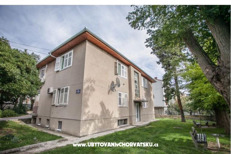 Apartman Tina 10 m. beach – foto 2