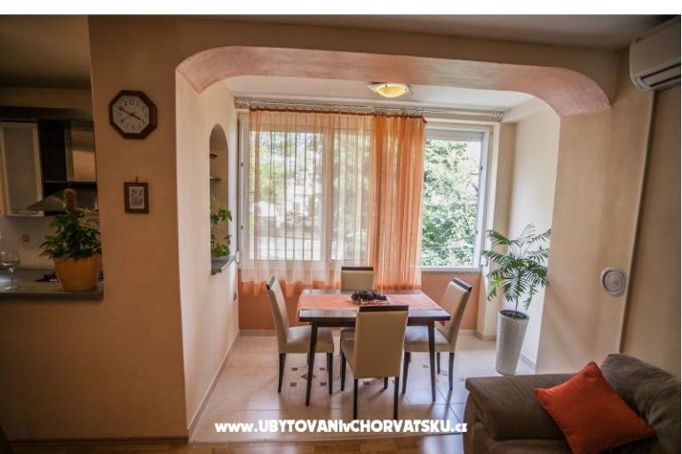 Apartman Tina 10 m. beach – foto 5