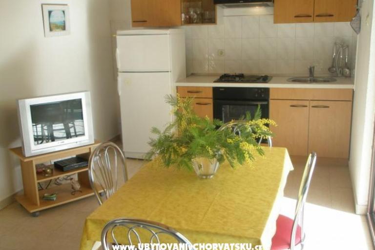 Apartmani Knežak – foto 6