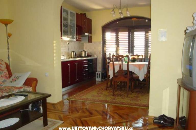 Apartmani Puntamika coast – foto 6