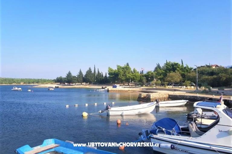 Apartmani Tena,  prvi red do mora – foto 16