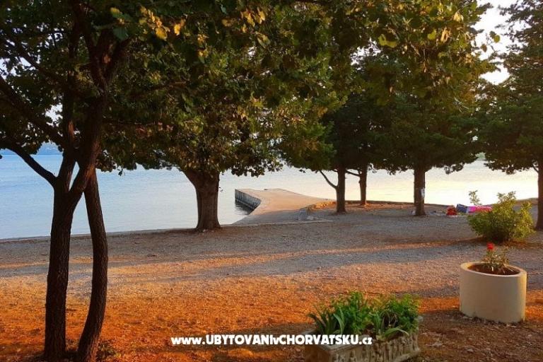 Apartmani Tena,  prvi red do mora – foto 21