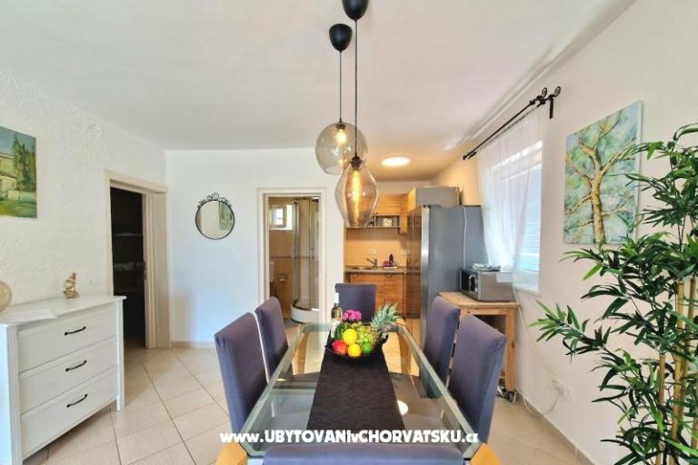 Apartmani Tena,  prvi red do mora – foto 22