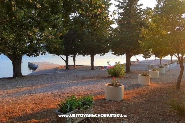 Apartmani Tena,  prvi red do mora – foto 28