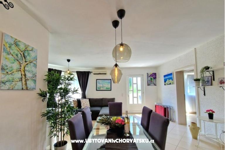 Apartmani Tena,  prvi red do mora – foto 29