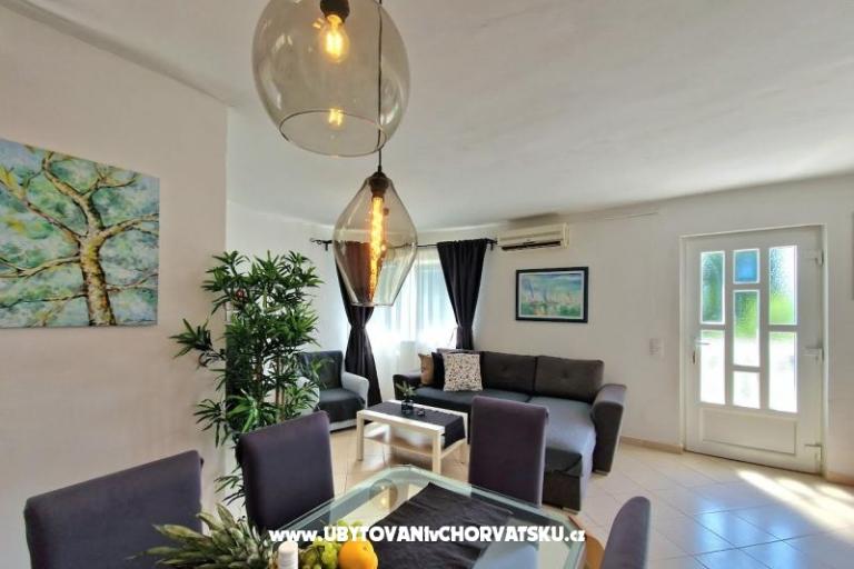 Apartmani Tena,  prvi red do mora – foto 30
