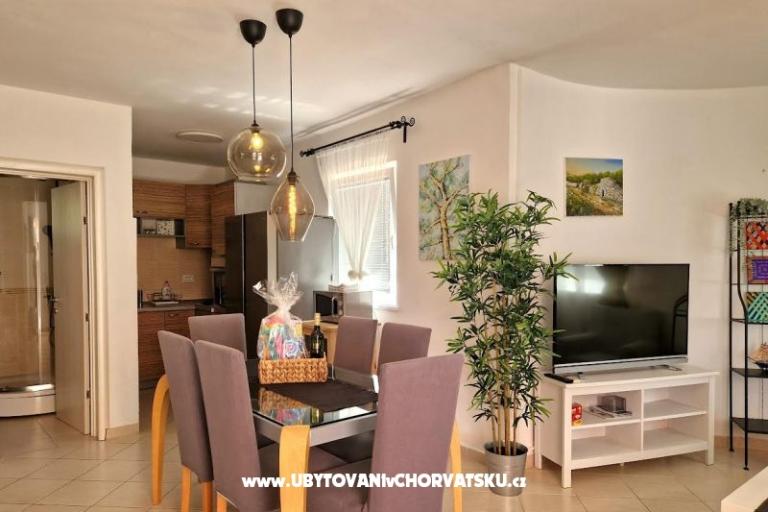 Apartmani Tena,  prvi red do mora – foto 34