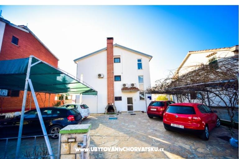 Ivan Apartmani &amp; Sobe – foto 2