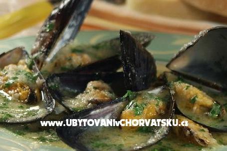 Apartmani Mladi mornar – foto 16