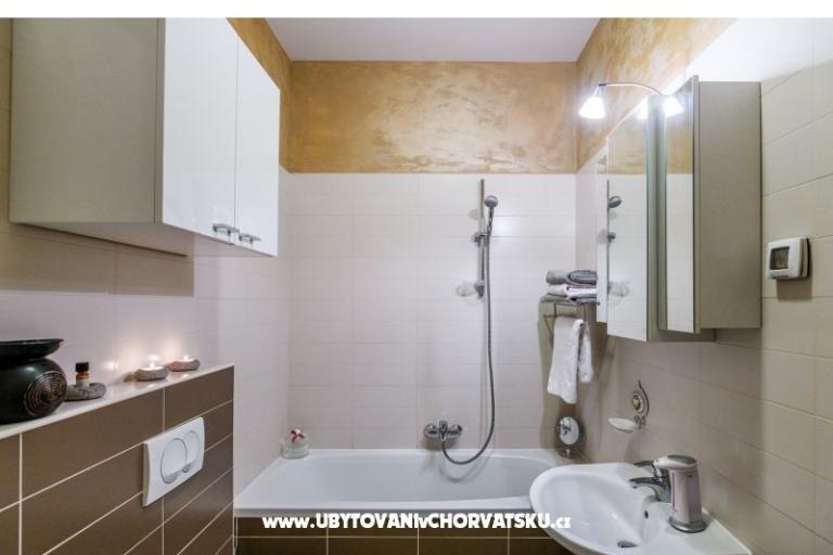 Urban City Apartman – foto 7