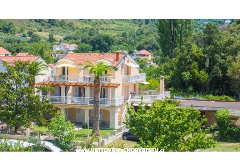 Vila Filipovic Apartmani Žuljana – foto 4